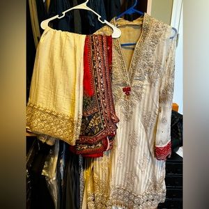 Pakistani suit Maria B (original)